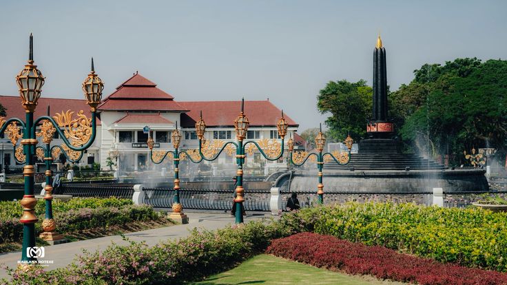 Balai Kota Malang _ Street Photography